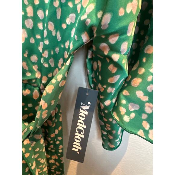 ModCloth Kimono Kuteness Satin Mini Wrap Dress Emerald Green Women's XS NWT - Picture 5 of 8